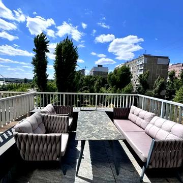 Набережна Перемоги вул., 68-А