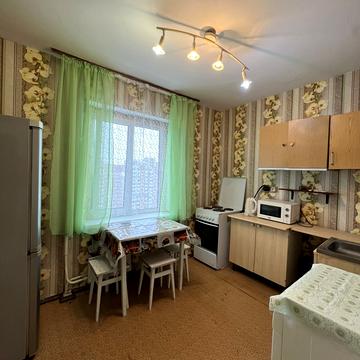 Червоної Калини просп. (Володимира Маяковського), 40