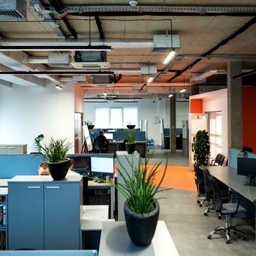 Карла Мікльоша вул., 23