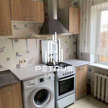 Верховної Ради бульв., 16