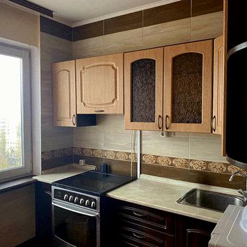 Мирослава Поповича вул. (Семашка), 16