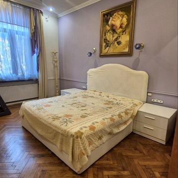 Ґрюнвальдська вул., 7