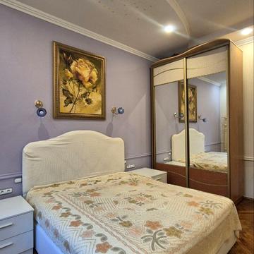 Ґрюнвальдська вул., 7