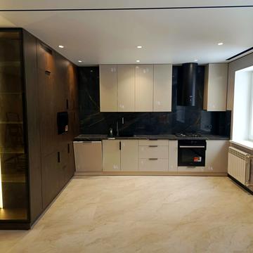 Святого Зигмунта Фелінського вул., 7