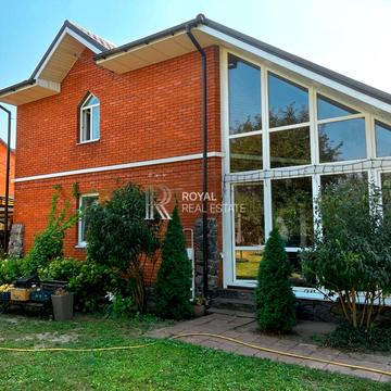 Зоряна вул., 13