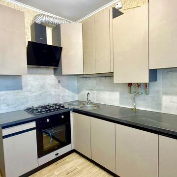 Соборна вул., 9