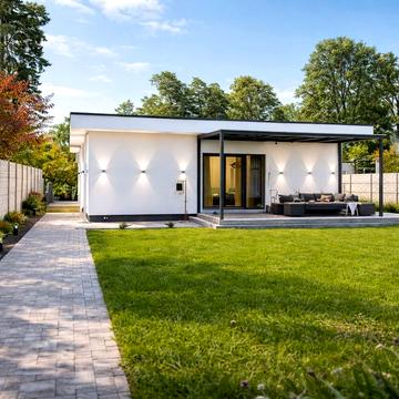 Яснополянська вул., 28