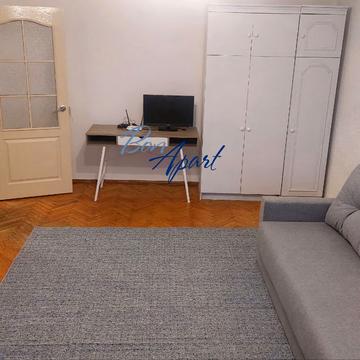 Науки просп., 4