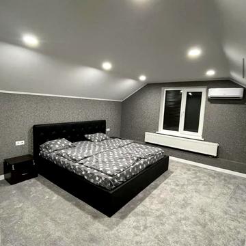 Центральна