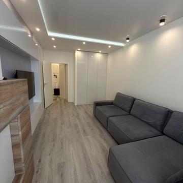 Любомира Гузара просп. (Космонавта Комарова), 46-В