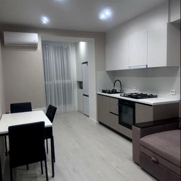 Сімейна вул., 4