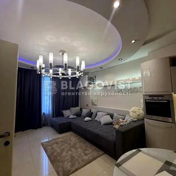 Жилянська вул., 59