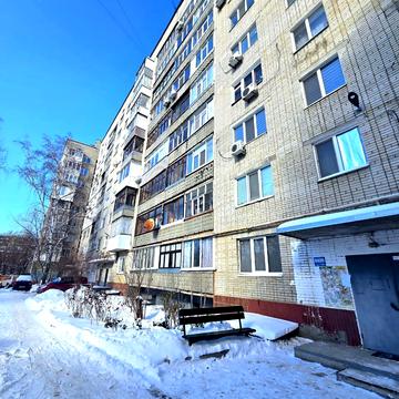 Олексія Береста вул., 5