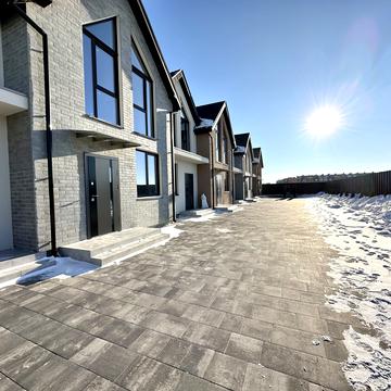 Лікарська, 19