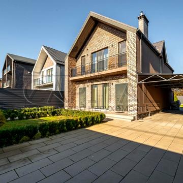 Виноградна вул.