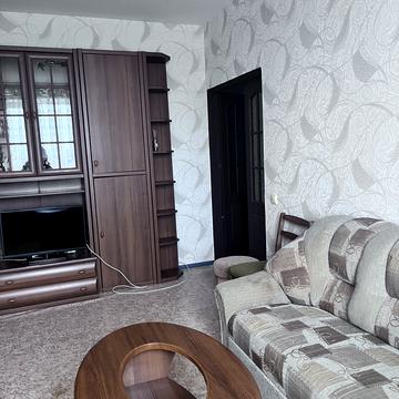 Князя Володимира Великого просп., 130/5