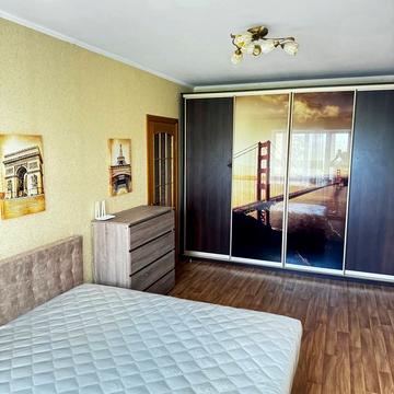 житловий масив Тополя-1 вул., 1