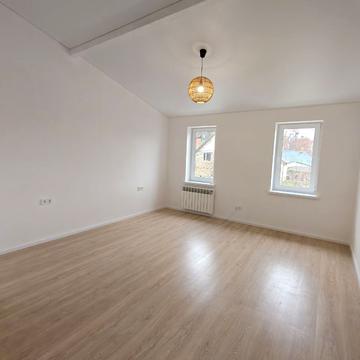 Києво-Мироцька вул.