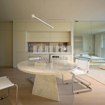 Лютеранська вул., 14в