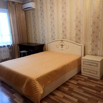 Бориса Гмирі вул., 14