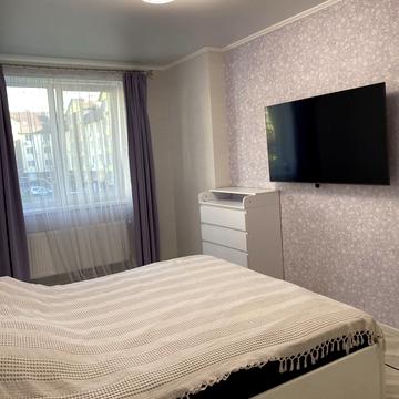 Райдужна вул., 86