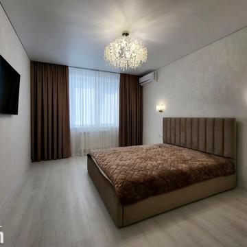 Миколаївська вул., 5