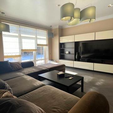 пров. Молодіжний