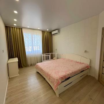 Домобудівельна вул., 3