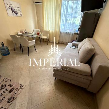 Голосіївський просп. (40-річчя Жовтня), 30-Б