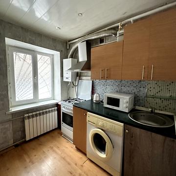 Решата Аметова вул., 11