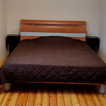 Хлібна вул., 18