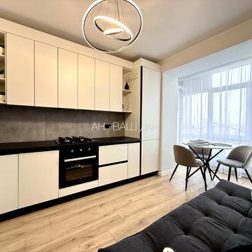 Височана вул., (Будинок 7)