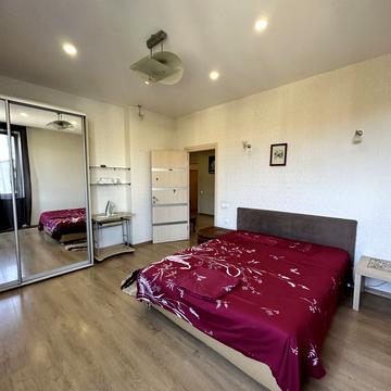 Середньофонтанська вул., 19-А