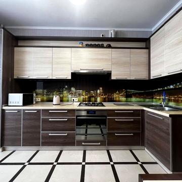 Зарічанська вул., 11л