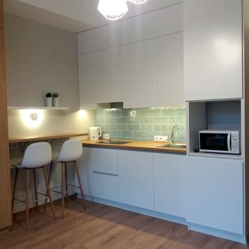 Донорська вул. (Слепнева), 1