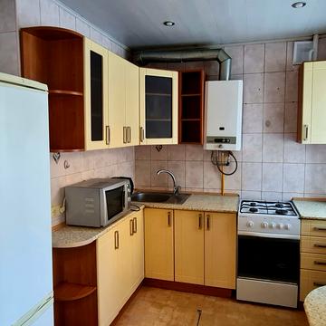 Сумгаїтська вул., 9