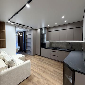 Мартинова просп., (вул. Боголюбова, 50)