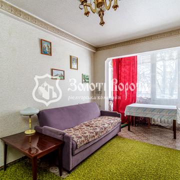 Святошинська вул., 31