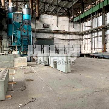 Олександра Довженка вул., 2