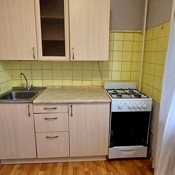 Левка Лукяненка просп. (Рокоссовського), 60