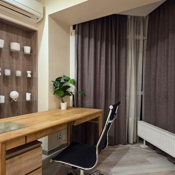 Юліана Целевича вул., 10/2