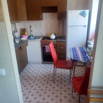 Салютна вул., 19