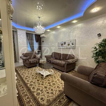 Лесі Українки бульв., 7-А