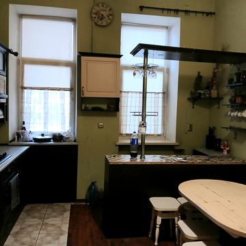 Личаківська вул. (), 165