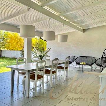 Шкільна вул.