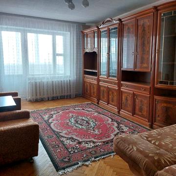 Голосіївський просп. (40-річчя Жовтня), 15