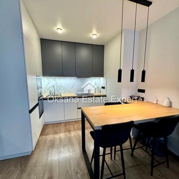 Дніпровська набережна вул., 20-А