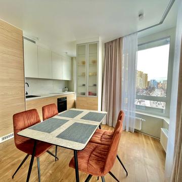 Голосіївський просп. (40-річчя Жовтня), 76