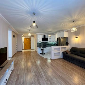 Саперно-Слобідська вул., 22