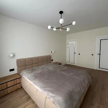 Чорновола вул., (Будинок 2)